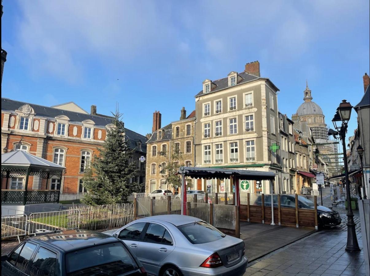 Le Henry Au Coeur De La Vieille Ville Boulogne-sur-Mer Kültér fotó